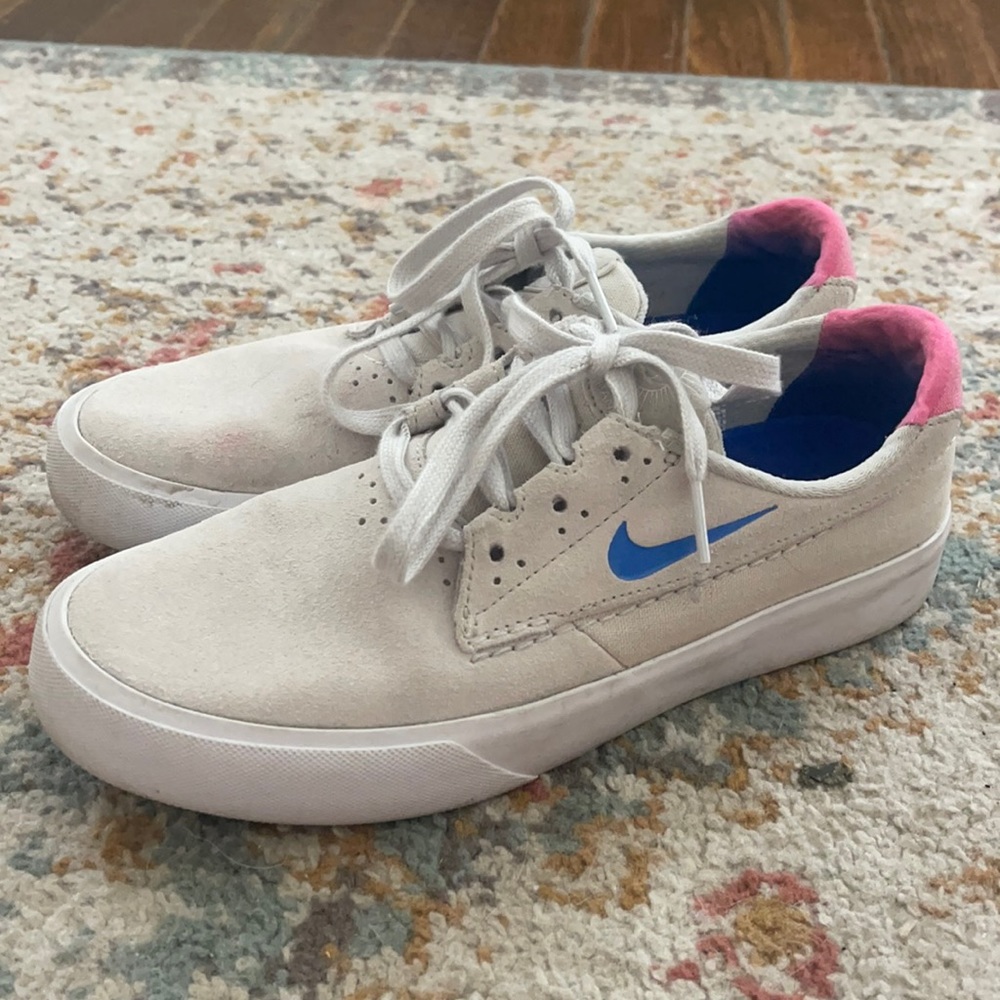 Nike Shane O’Neil